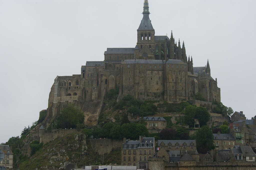 Gite Aristide Mont Saint Michel Sacey Oda fotoğraf